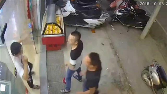 男子被派出所所长堂侄殴打20个月后身亡，案件6年后重审开庭，官方：核心问题是死因