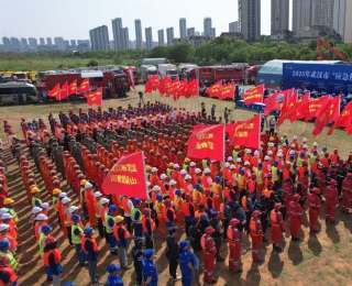 科技赋能，实战砺兵！武汉市成功组织2025年“应急使命”防汛抢险救援综合演练