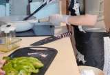 女子上门做饭每天6单月入近2万遭质疑，本人回应