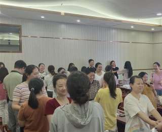 爱职工有温度，聚合力促发展，湖北省英山县中医医院开展主题活动
