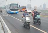 电动车频频抢道，长江大桥能否加设护栏？武汉交警回应