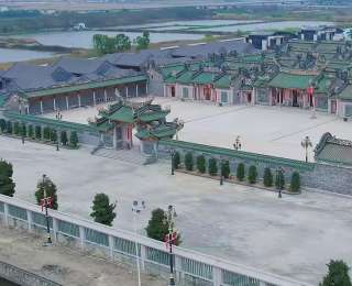 汕头一57亩违建豪宅被责令拆除：房主儿子已被“限高”，名下5.3亿房产被挂网拍卖