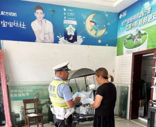 交警暖心上门除隐患，把安全送到群众家门口