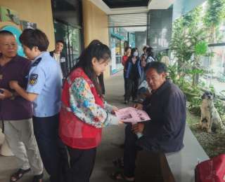 武昌一社区开展“爱宠有道 文明同行”活动