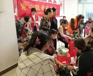 长江新区仁生社工中心开展端午节活动