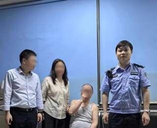 78岁老父去向不明，女儿凌晨报警，民警辅警和“黄鹤卫士”出动