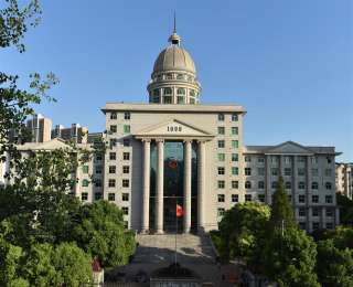 出租2小时游戏账号因“外挂”被封，号主索赔1万元，法院判了