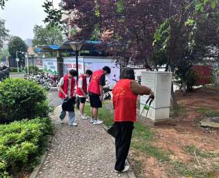 用实际行动扮靓家园，武汉全力北职工社区开展环境共治活动