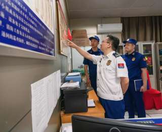 武汉市开展周三集中夜巡行动，全力护航端午消防安全！