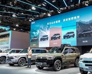 可城可野可远方的猛士M817“亮剑”粤港澳车展