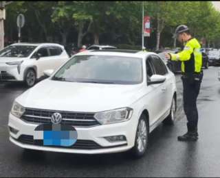 武汉经开区公安为2025年高考保驾护航