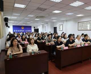 以案为鉴促学习，以审助廉筑防线，蔡甸法院开展职务犯罪案件庭审旁听活动