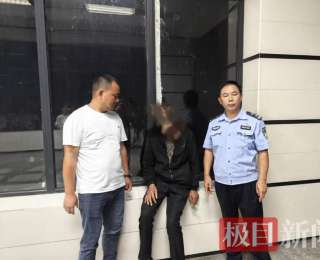 老人走失多日，嘉鱼民警数次赴汉终寻回