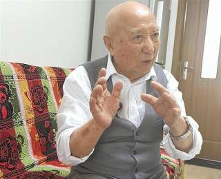 孩子剧团101岁老团员叶伟才难忘抗战救亡岁月 周恩来摸着他的头赞许“很勇敢”