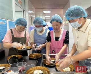 毕业班教师悄悄为孩子制作“哪吒餐”，传达满满的爱意