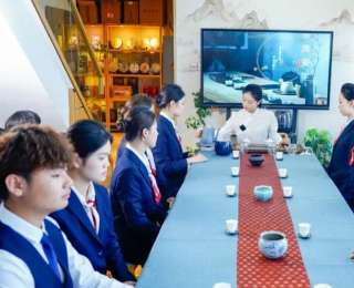 中职学生在茶馆里“泡”出的专业实践课