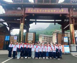 共研互鉴促提升！武汉市青山区吉林街小学与恩施州宣恩县长潭河侗族乡中心小学开展对口帮扶活动