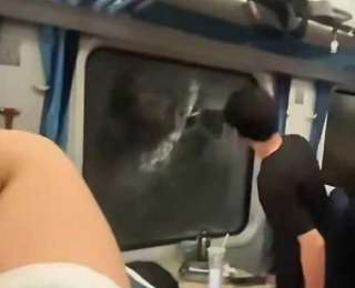 列车停运3小时有乘客砸窗，该解决故障后的通风问题了