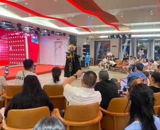 武汉两江游7月客流大幅攀升