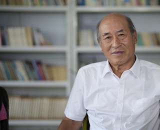 唐山大地震49周年之际，被砸截瘫的“轮椅诗人”递交入党申请书
