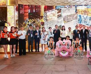 机器狗现场舞狮，市民热捧2025“湖北·武汉澳门周”