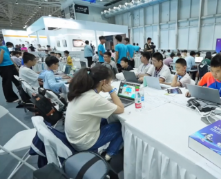 来2025东亚海洋博览会 看机器人如何“点亮”未来生活