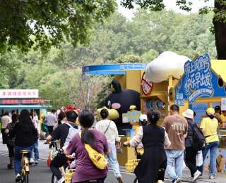 国庆中秋假期第四天湖北文旅热度不减，多景区预约达上限，夜游经济持续火爆