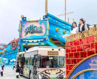 两对“郭靖黄蓉”同游襄阳，侠义之城共赴“江湖之约”