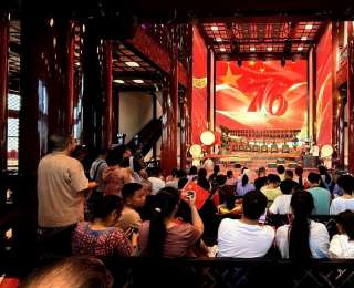 中秋佳节，武汉东湖磨山登高编钟拨月品家国情