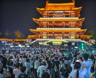 国庆假期湖南接待游客近4000万人次，游客花费超500亿元