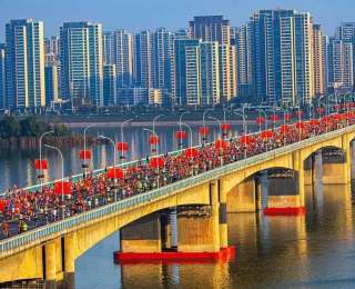 贾玲助力“侠义襄阳”，喊你来跑襄阳马拉松