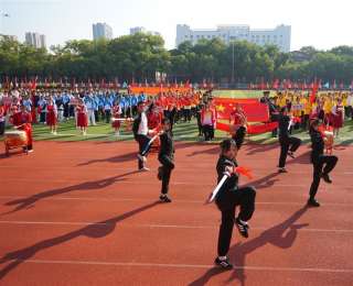 汉唐剑舞、诗经六艺、太极拳……高校运动会开幕式成文化秀场
