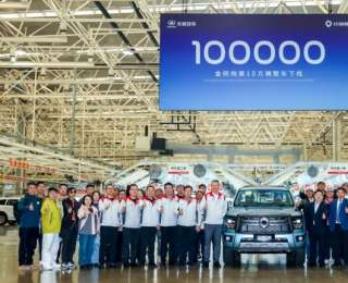 从一辆车到一座城，第十万辆金刚炮整车下线见证荆门区域产业升级