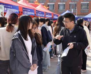 薪资门槛同步提升，托育行业“技能升级”催生就业新热潮