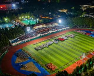 武生院第二十三届秋季运动会燃情开幕，青春与激情点亮健源之夜