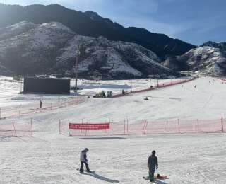 新雪季热度上升！新疆三地入选热门冰雪游目的地预测榜单