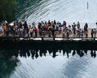 700万人次奔赴，九寨沟年内游客人数再创新高