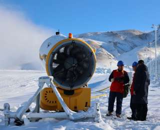 全域感知引客來　新疆賽里木湖冬季旅游熱度攀升