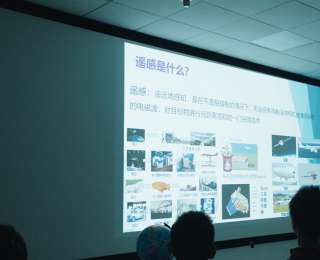 這堂“校外課”太硬核！武漢中學(xué)生實(shí)地解鎖衛(wèi)星遙感的神奇魅力