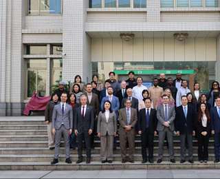 中外環(huán)境法專家齊聚珞珈山 共商全球氣候治理多邊合作新路徑