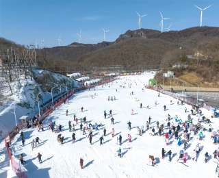 襄阳“温泉+滑雪”，邀您“暖身+燃情”