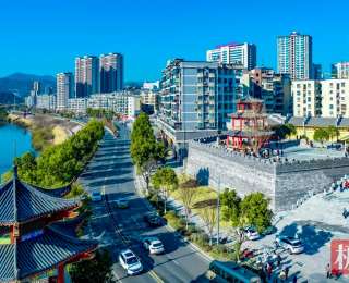 7.4万居民圆了“优居梦”，竹山上演“幸福蝶变”