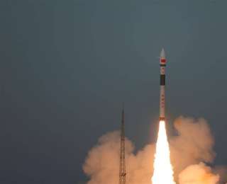 中国星谷一飞冲天！快舟火箭成功发射“双星”