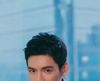 向華強稱為捧向佐虧了幾個億：沒有我捧不紅的演員，給他開戲是我最大的敗筆，十年后他卻成了我驕傲