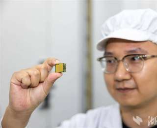 装上指甲大小芯片 一年省电2.4亿元