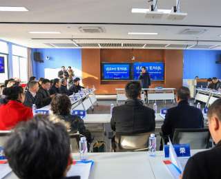 湖大知行學院30余名校友回校省親，6家校友企業與學校簽訂校企合作協議