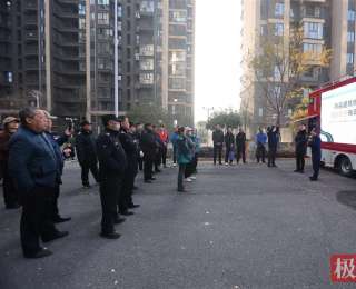 敲门入户送安全，孝感“消防进家 平安过冬”系列活动暖人心