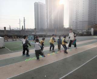 “运动营” 让超重宝贝动起来