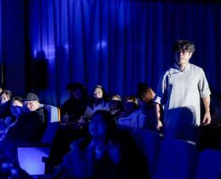 紅色舞臺劇《風云武漢》走進校園，沉浸式思政課堂點燃青春信仰