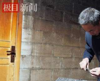 比指甲盖还小的瓦，用针做门轴！鹤峰老木匠“复刻”消失的木屋